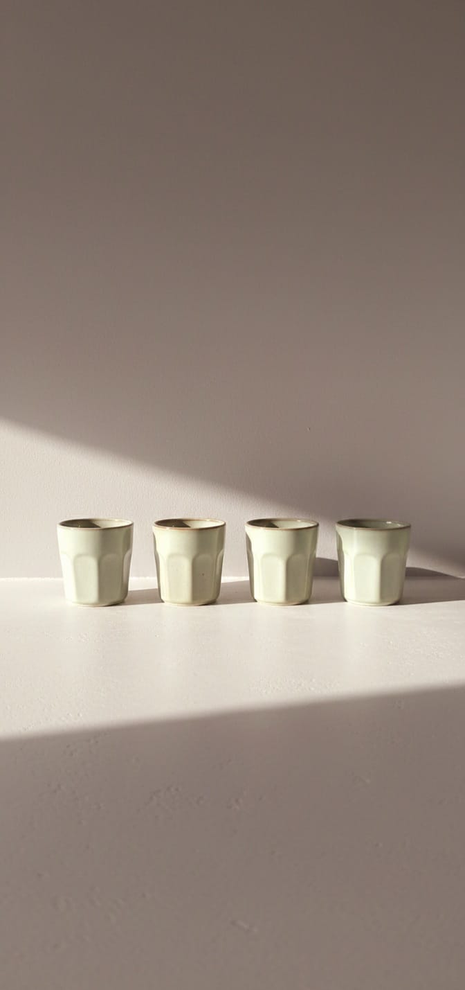 SET 4 TAZAS BEIGE RUSTIC