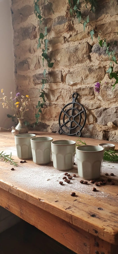 SET 4 TAZAS BEIGE RUSTIC